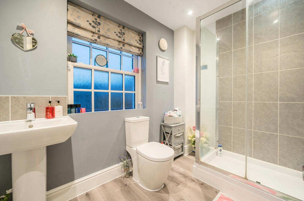 Ensuite