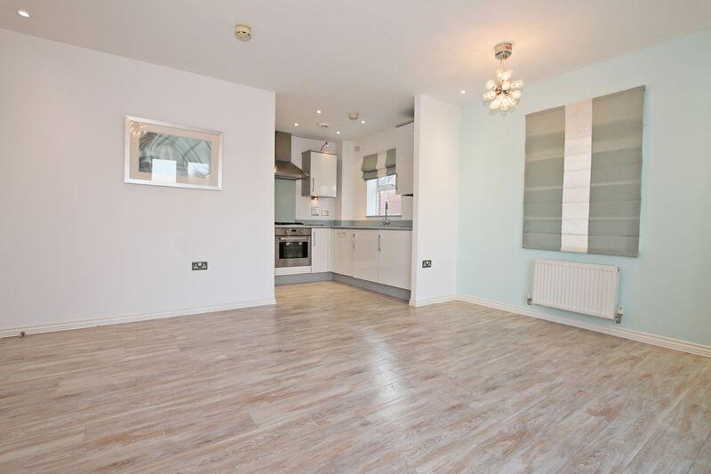 Kitchen/Lounge/Diner (2)