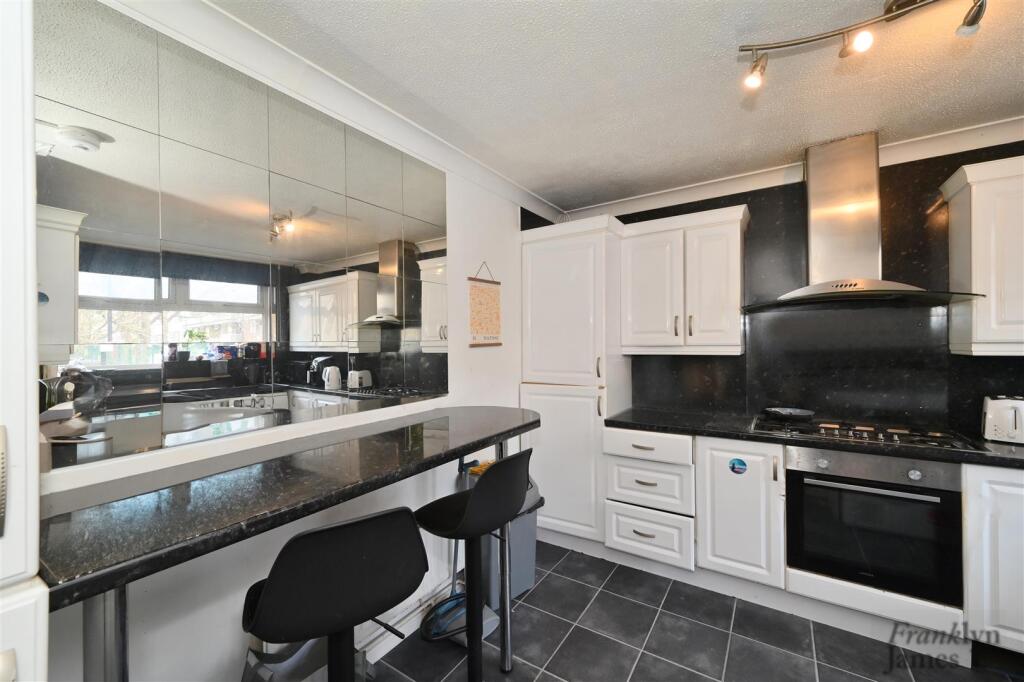 Pigott-Street (7).JPG