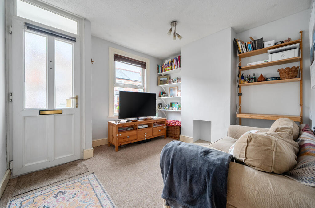 1387845-5-693c1eb...