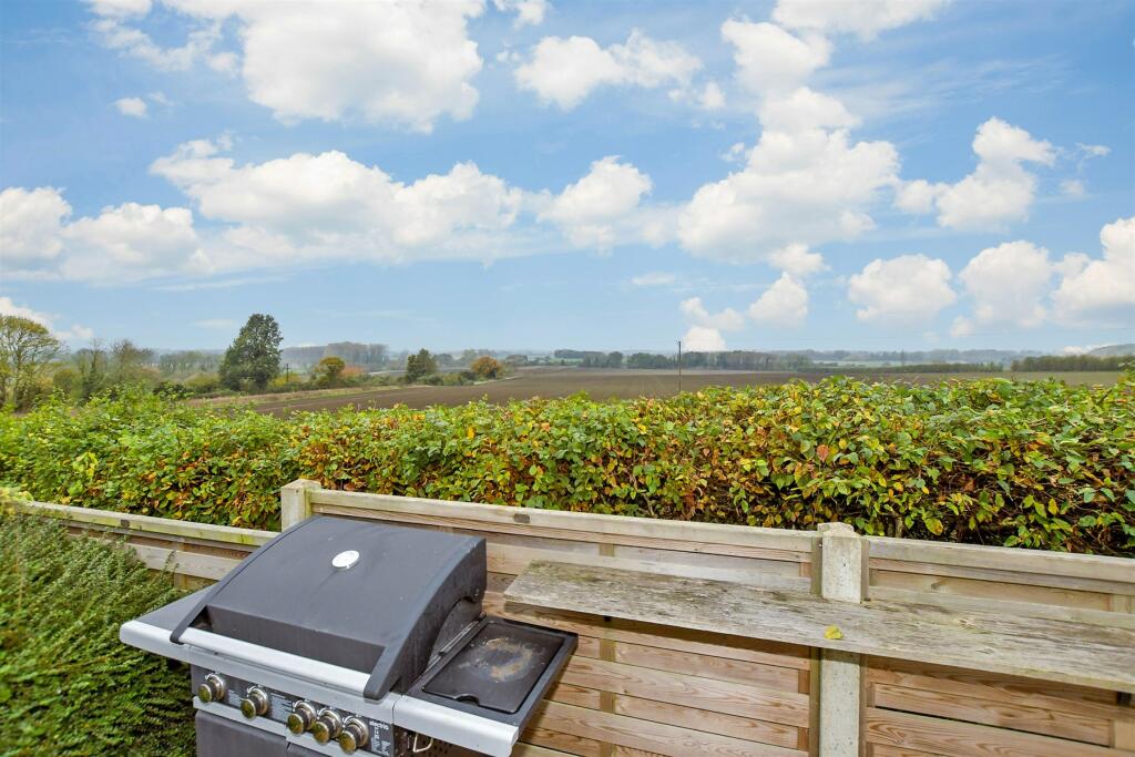 External Lifestyle Photograph