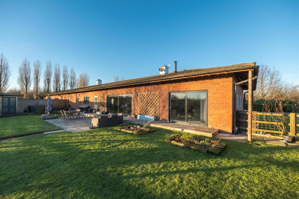 4 Marsh Lane-046.jpg