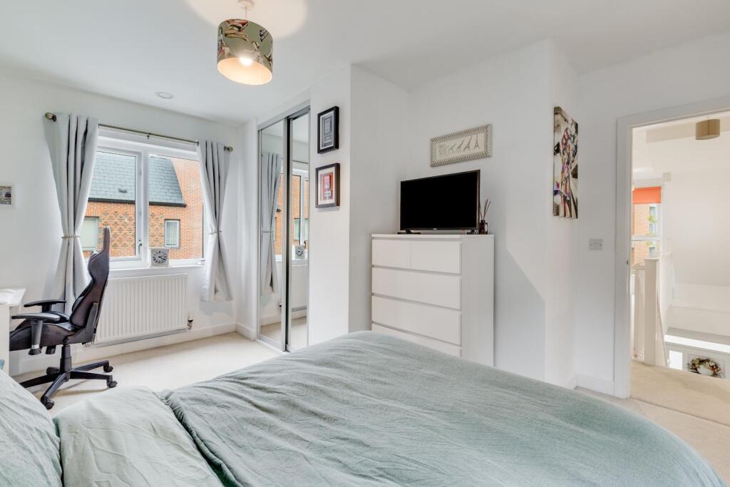 Booth Close 1-13.jpg