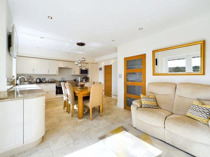 Kitchen/Diner/Family Room