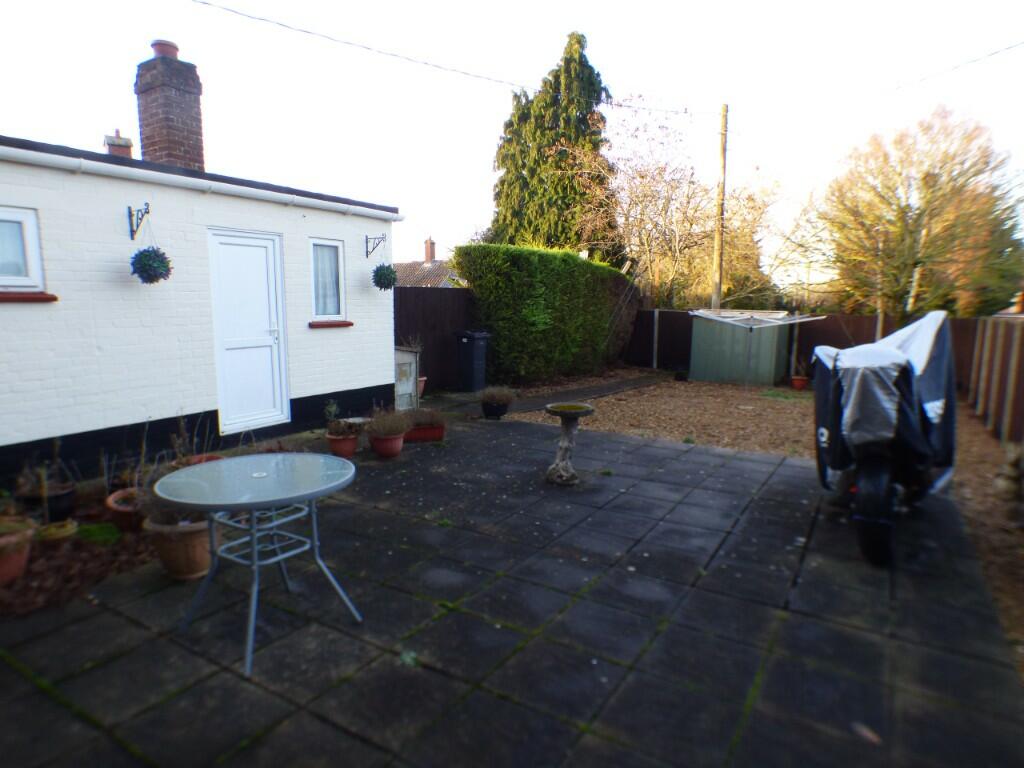 Patio/Store