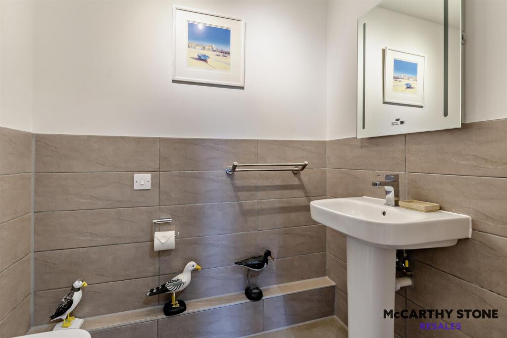 8629198-interior14-800.jpg