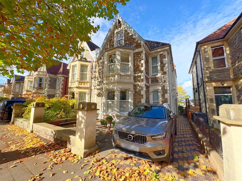 Lilymead Avenue, Bristol