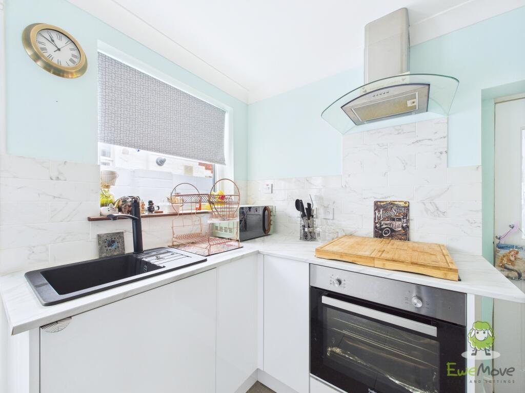 CAM01543G0-PR0134-STILL015