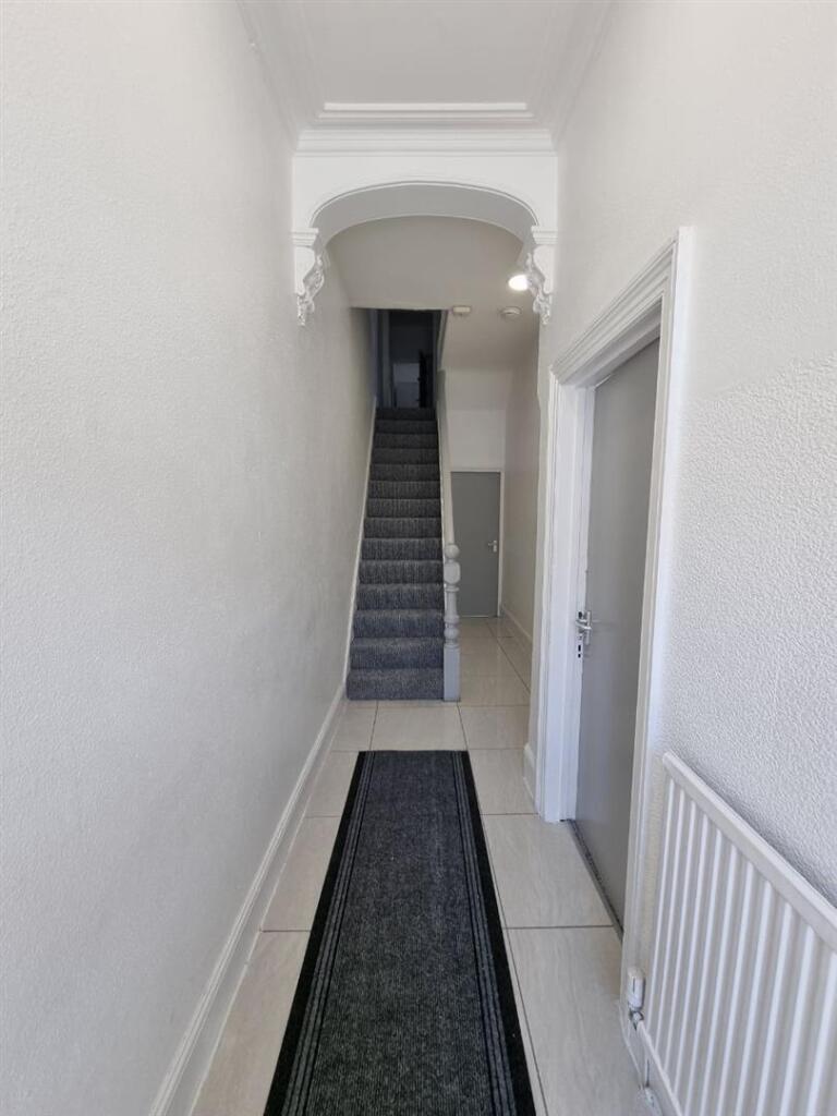 hallway.jpg