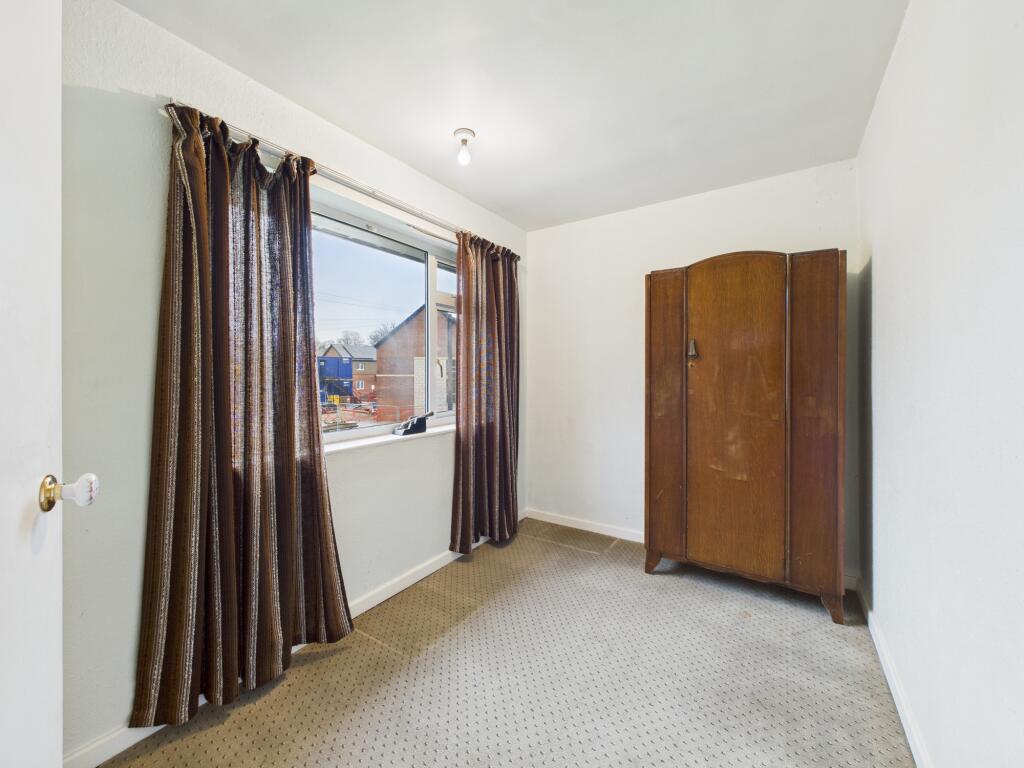 CAM04825G0-PR0239-STILL006