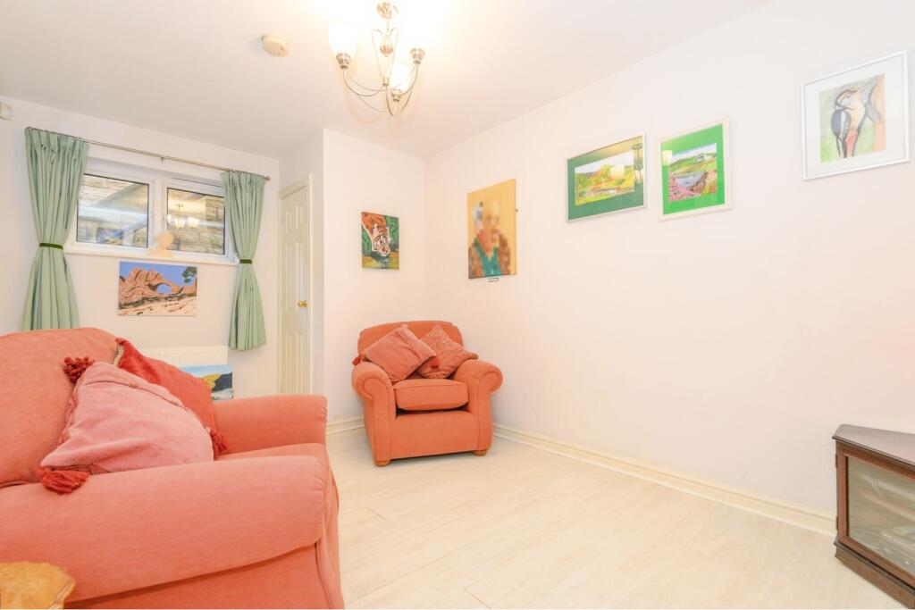 Reception/Bedroom