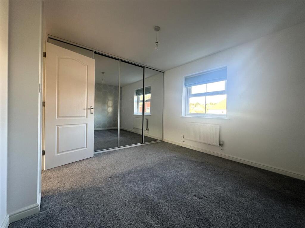 Master Bedroom 2.jpg