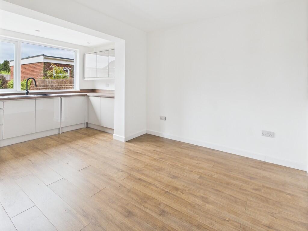 CAM05068G0-PR0044...