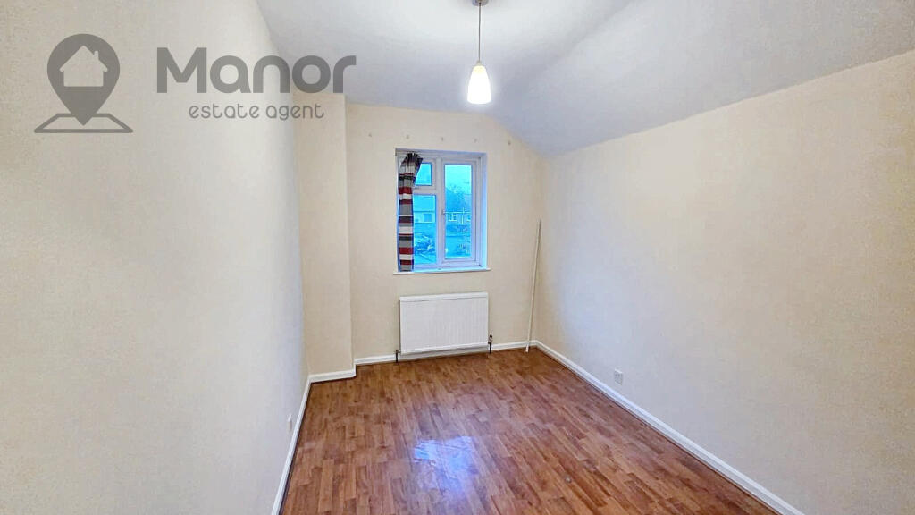 WhatsApp Image 2025-10-21 at 15.36.02 (3)