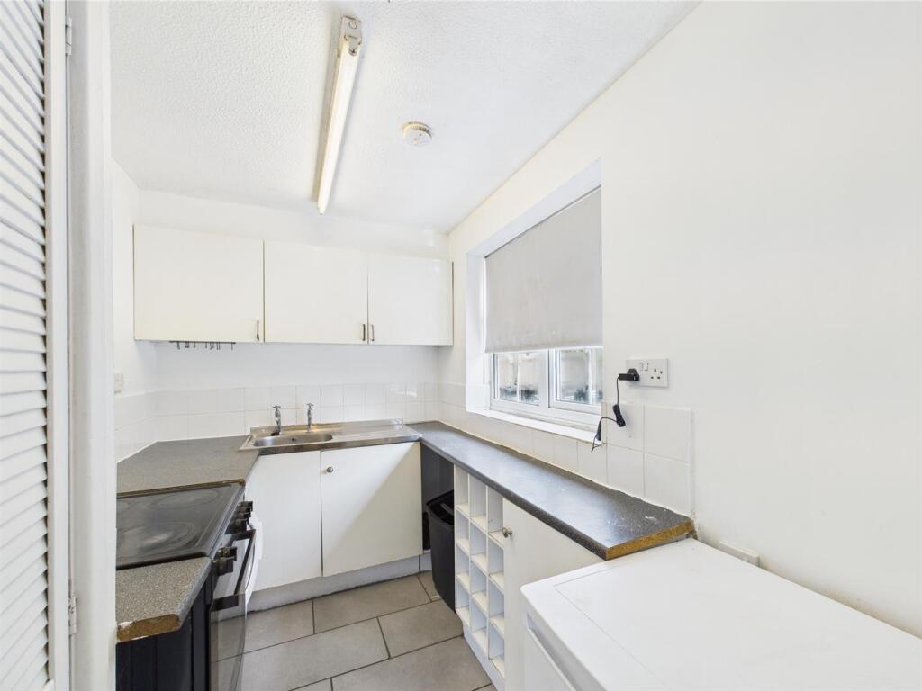 Fitted Kitchen
