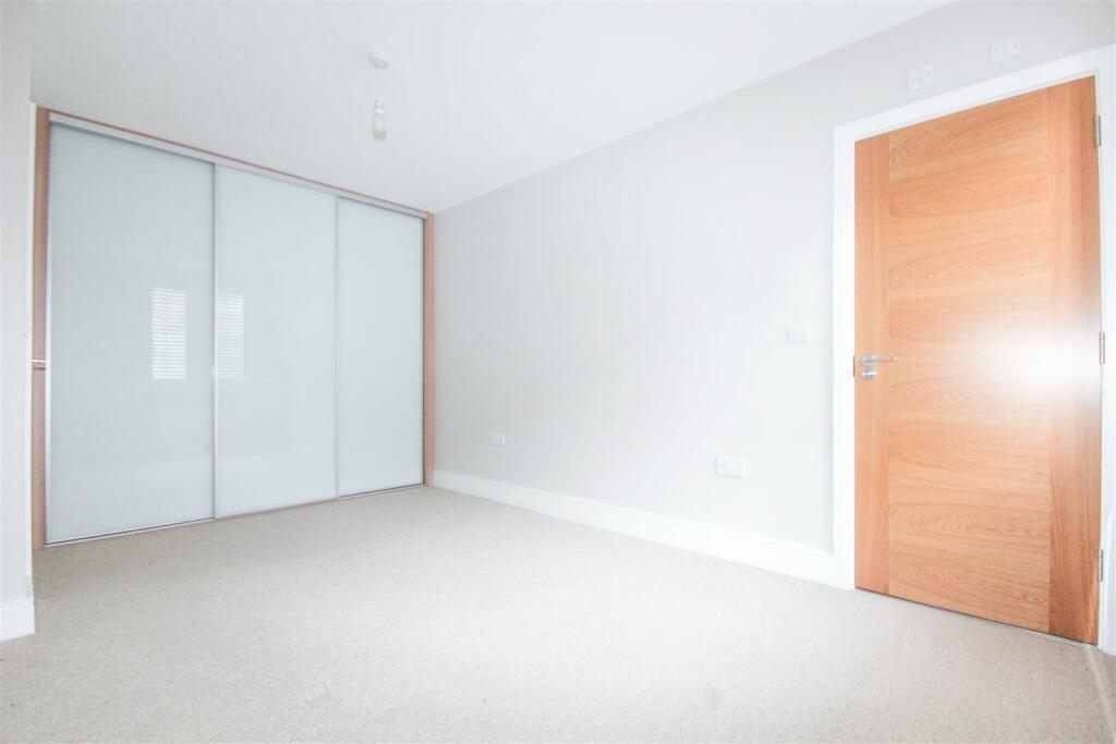 11RoseCourt-8-2.jpg