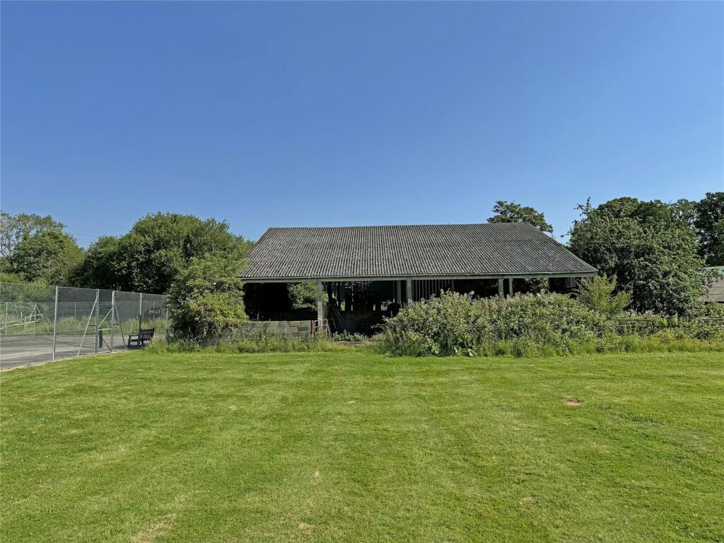Dutch Barn