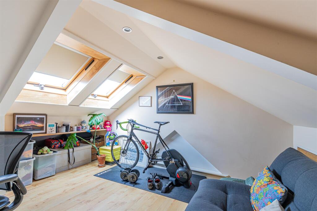 Plasnewydd Road 19-8.jpg