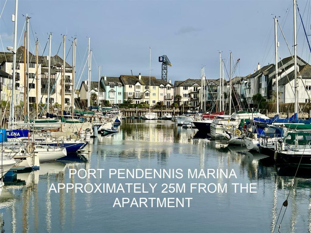 GENERAL VIEW OF THE MARINA