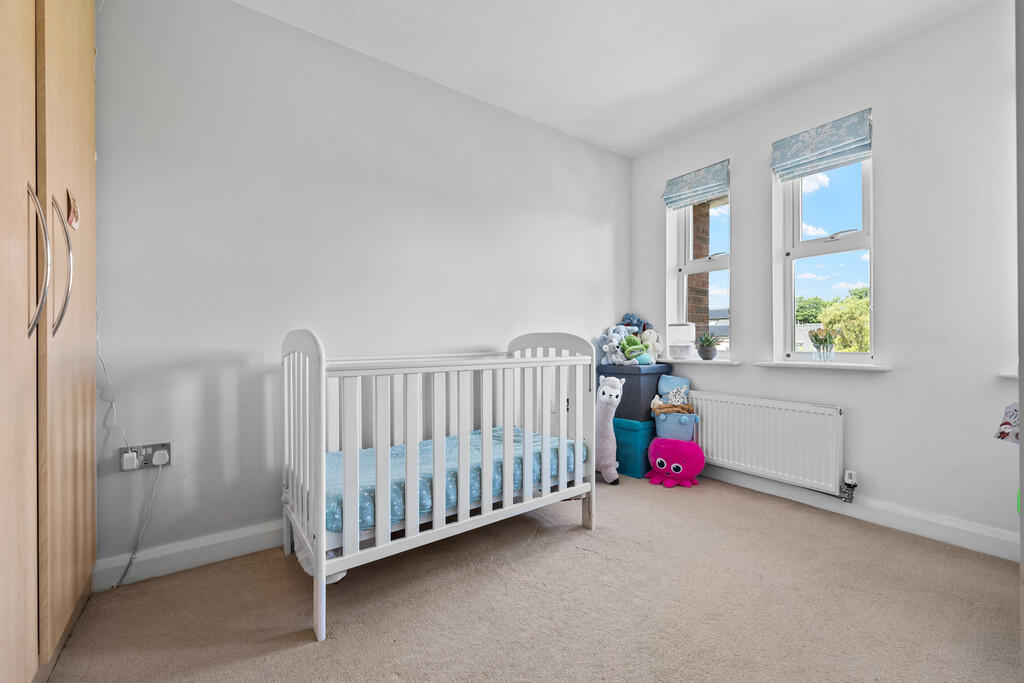 10 Charlton Court...