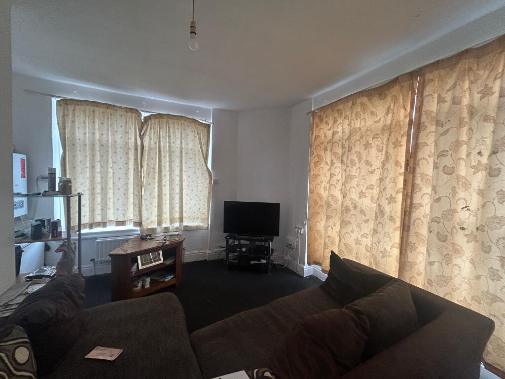 WhatsApp Image 2025-08-01 At 11.24.04 0beda268 T202508020946.jpg