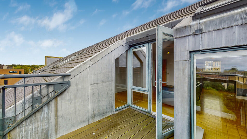 22-print-166 Quee...