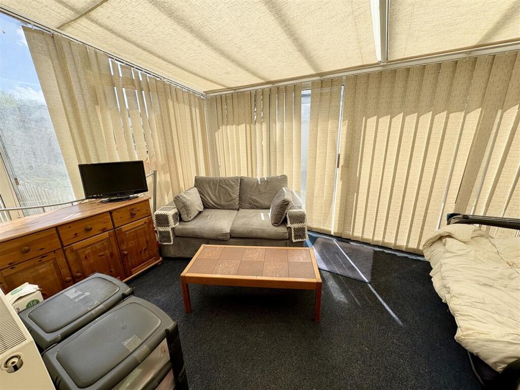 5. conservatory.jpg