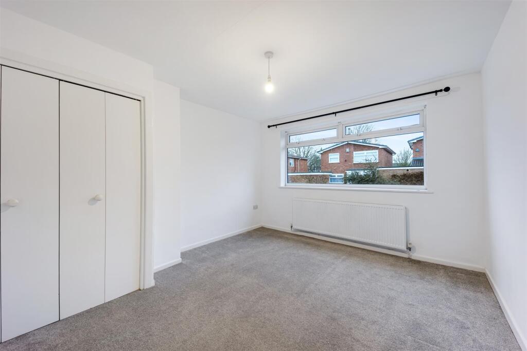 7 Epping close bedroom 1.jpg