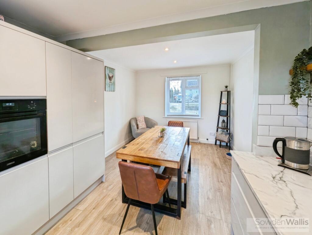 Kitchen breakfast room