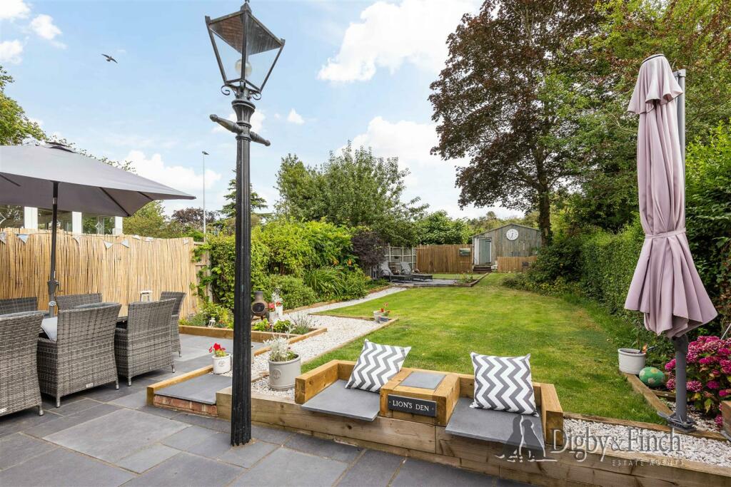 120, Bingham Road Radcliffe-On-Trent, NG12 2GT-5wa