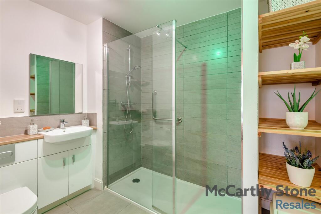 8671206-interior05.jpg