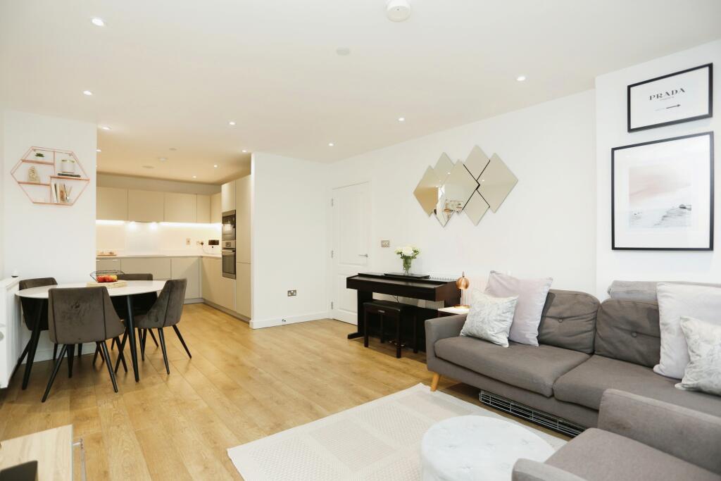 Living / Dining Room