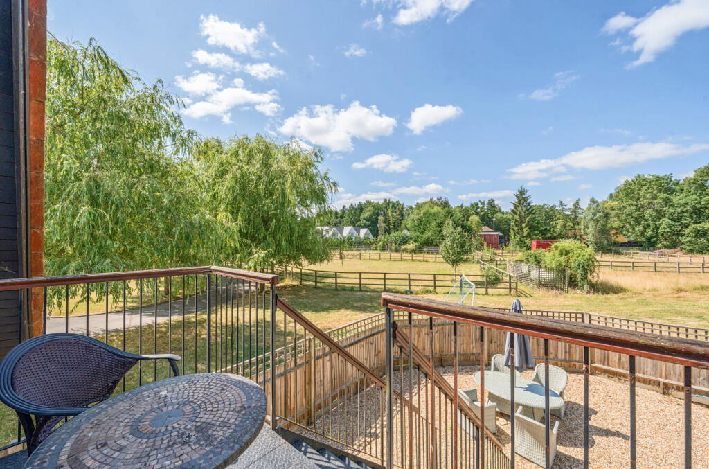 1318781-11-686cf4...