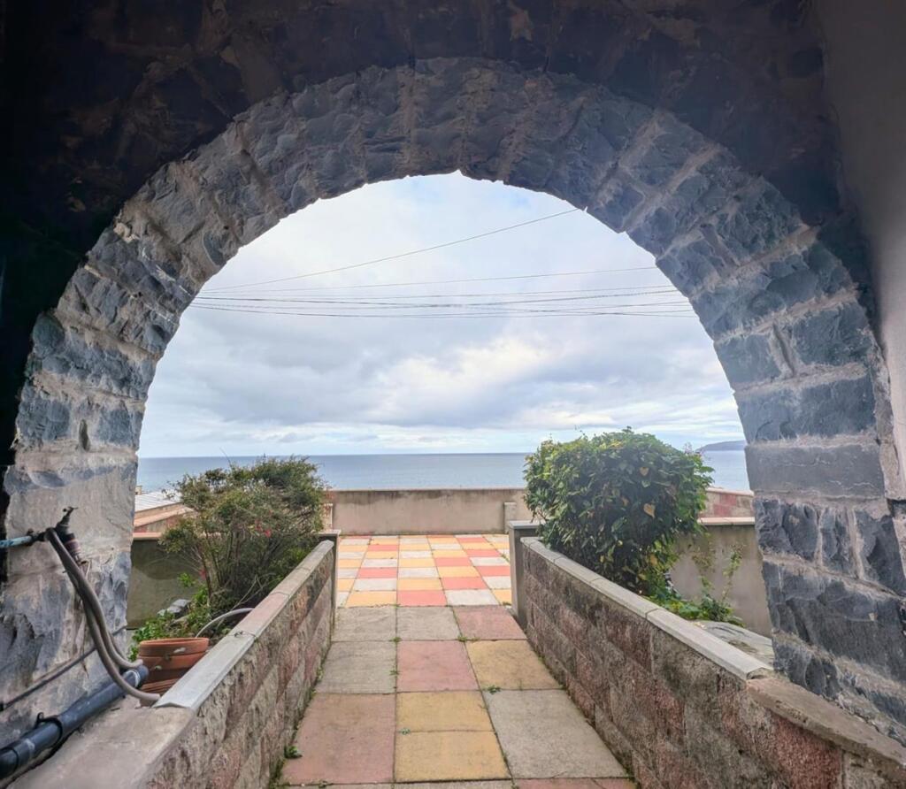 WhatsApp Image 2025-10-01 at 14.30.40_04420d65.jpg