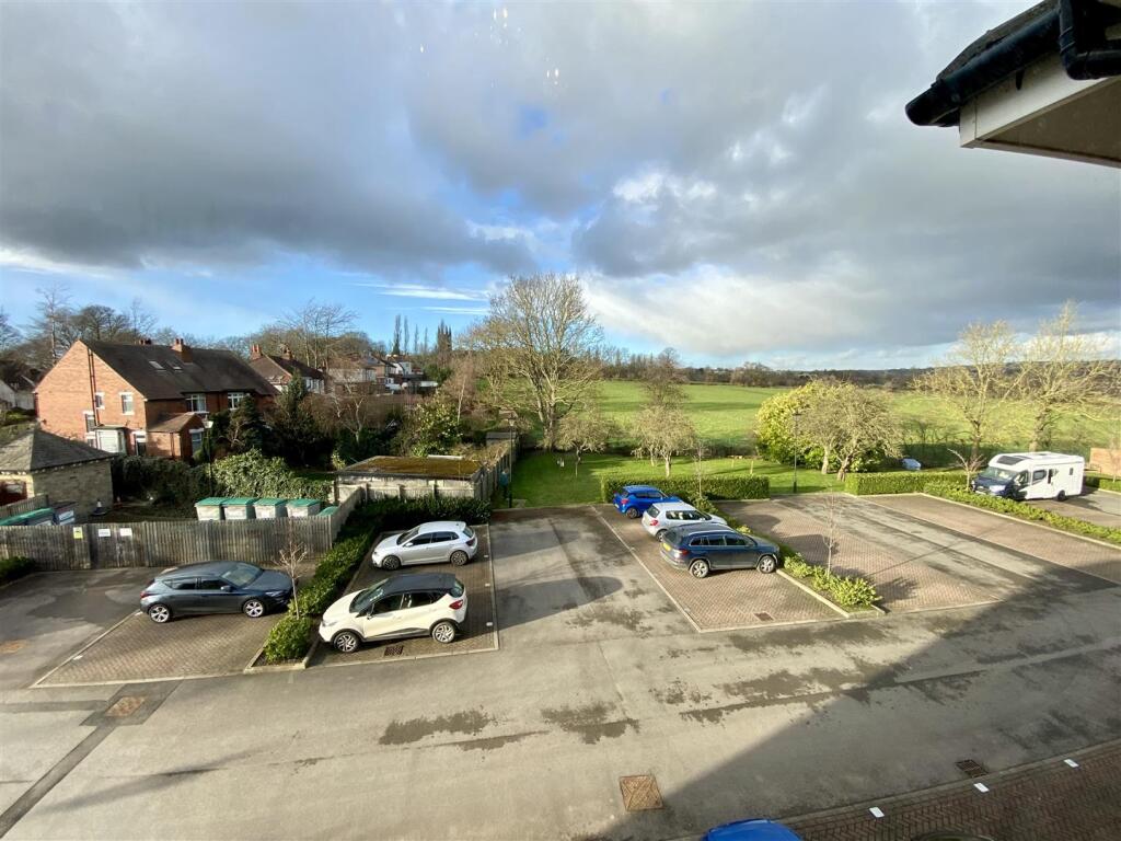 Bramleys Estate Agents - Marmaville Court - Mirfie