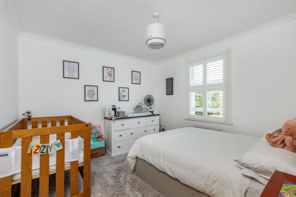 31126_james_anderson___22_graemesdyke_avenue___15