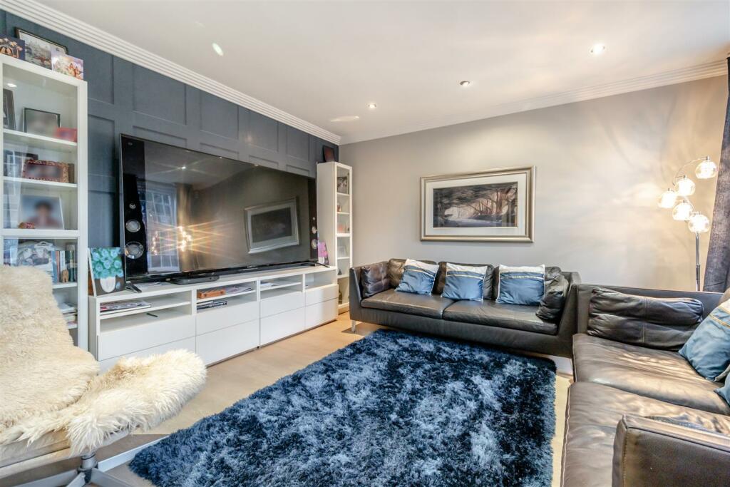 8537741-interior05.jpg