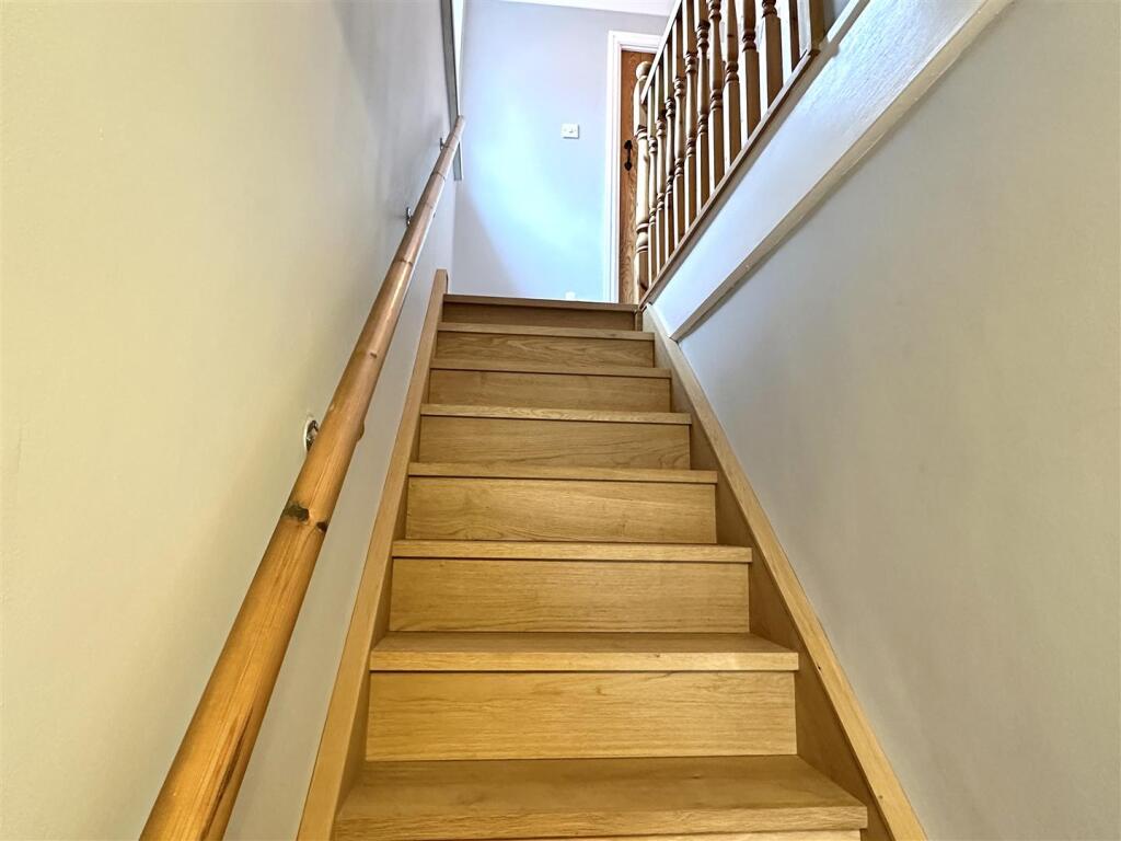 oak staircase