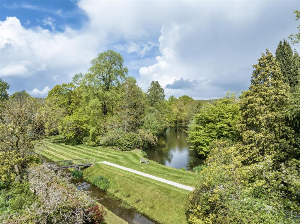 71-016  John Senior Great Tangley Manor Shoot.jpg