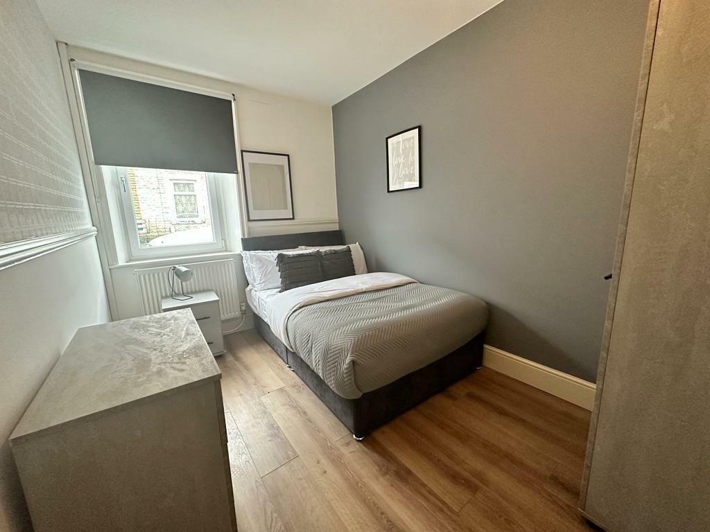 2-4 Collinge Street  (8).jpeg