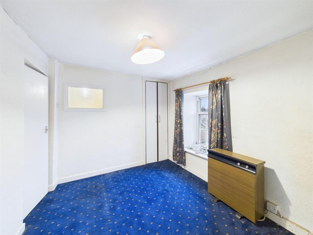 9 - 2 bedroom terrace.jpg