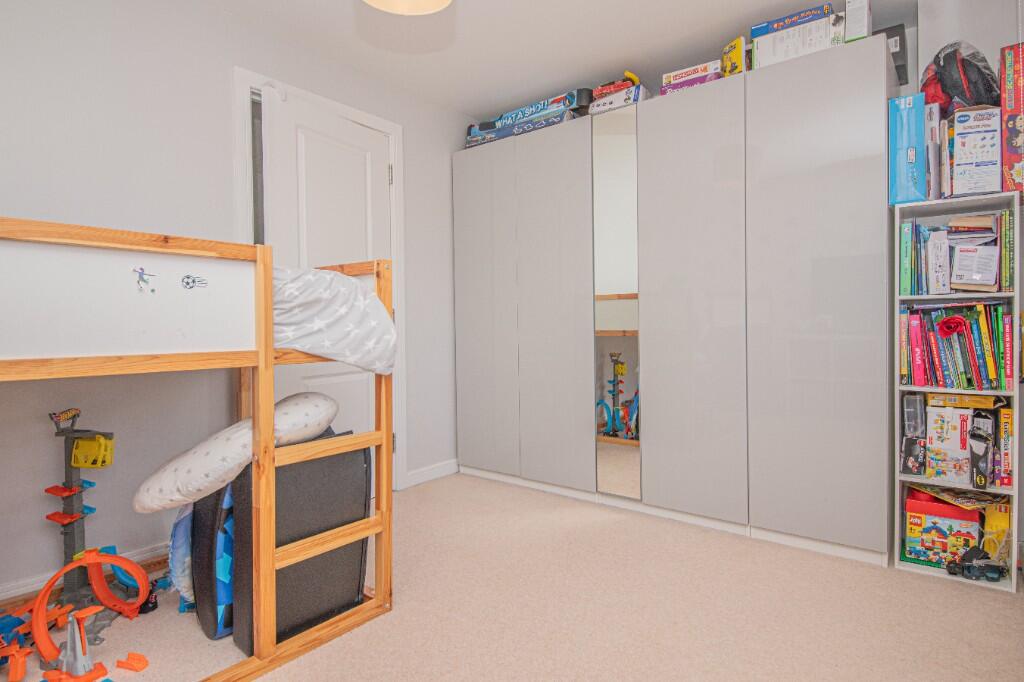 Bedroom (1st Floor)