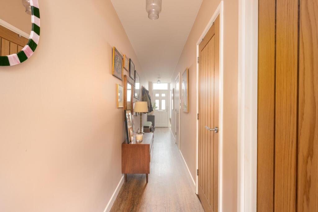 5, The Boot Factory, BS5-9.jpg