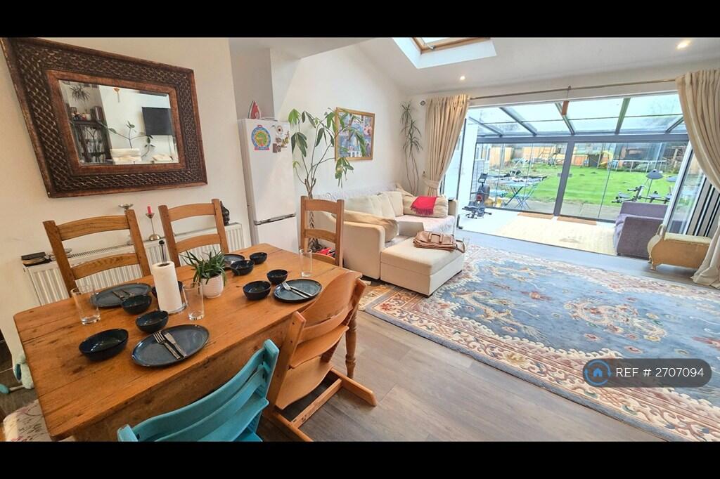 Family Dining Area Overlooking Garden