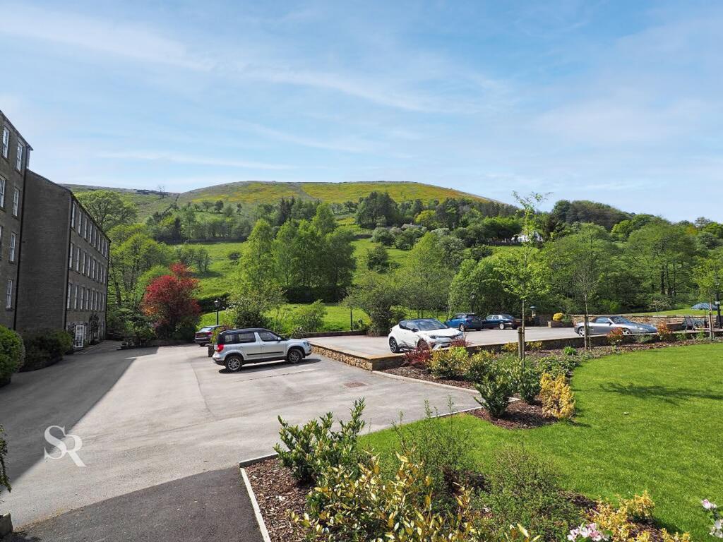 Clough Mill - Parking