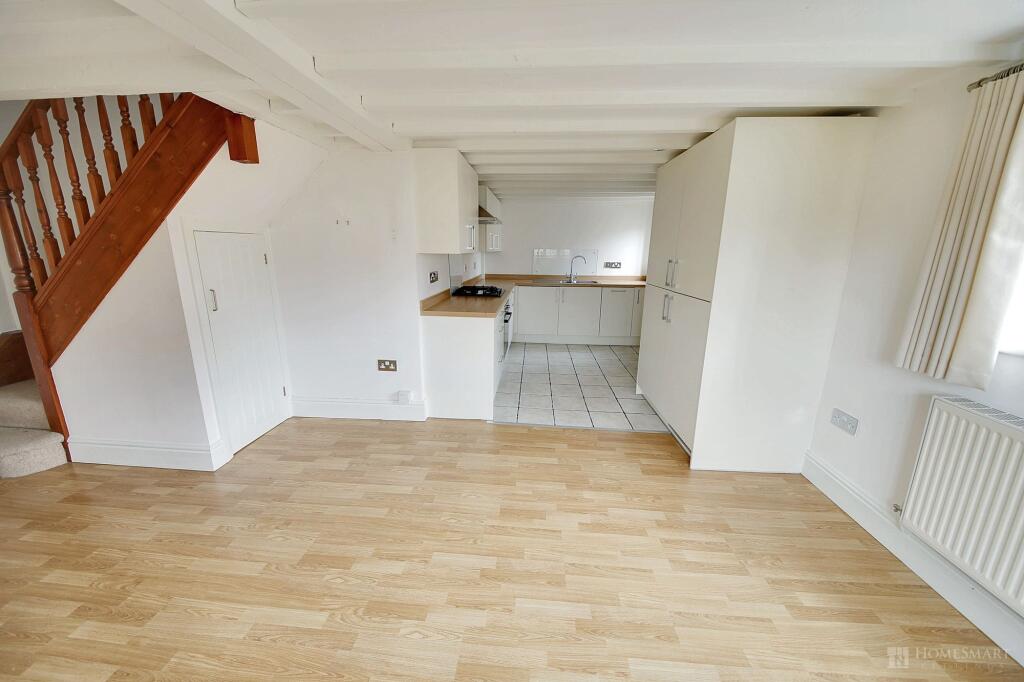 Open plan living/dining room