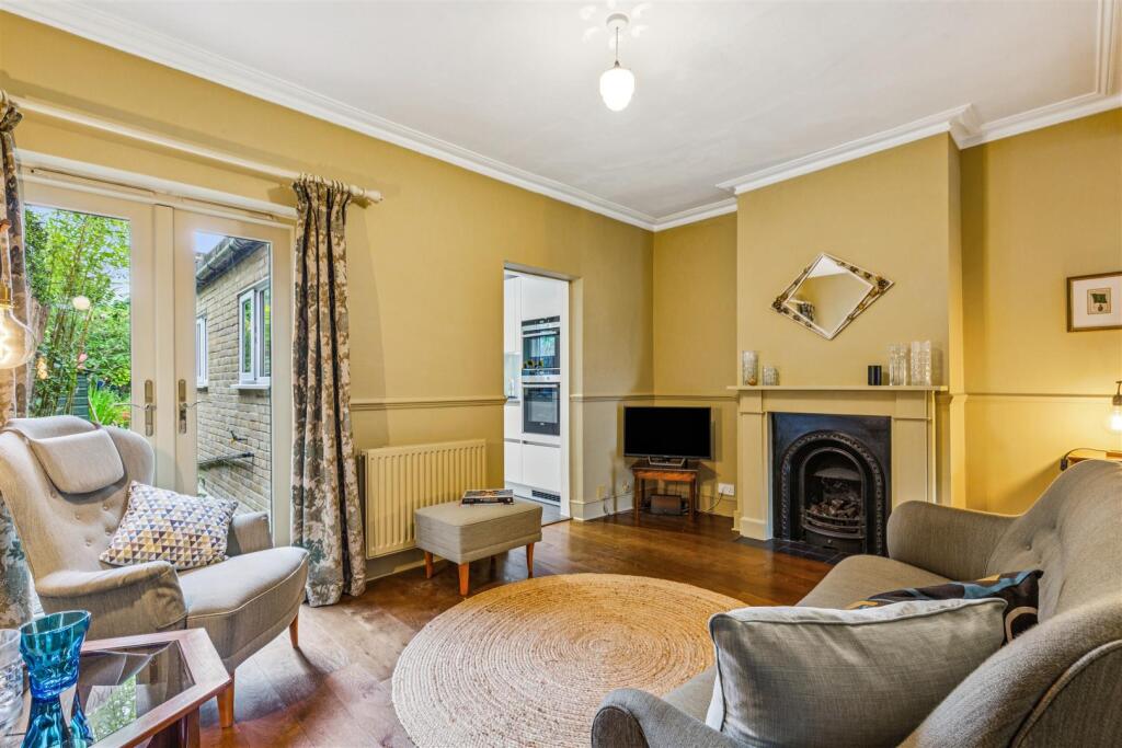 Spring Grove, W4 - FOR SALE