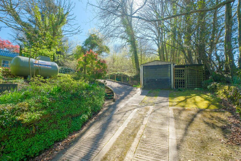 Parry Trecarrel St Neots PL14 6NP-1.jpg