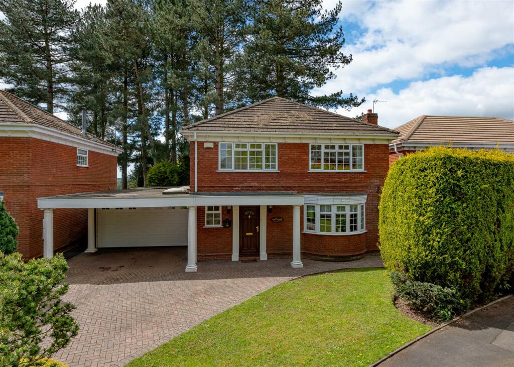 3 Greenhill Court-front2.jpg