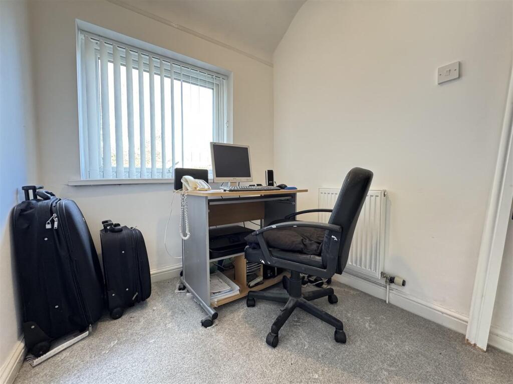 IMG_4909 (Large).JPG